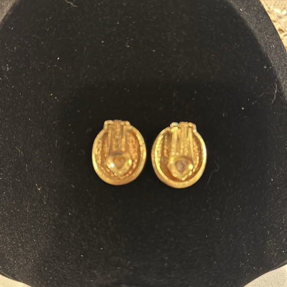 Authentic Vintage Dior GERMANY Clasp Earrings - Picture 2 of 3